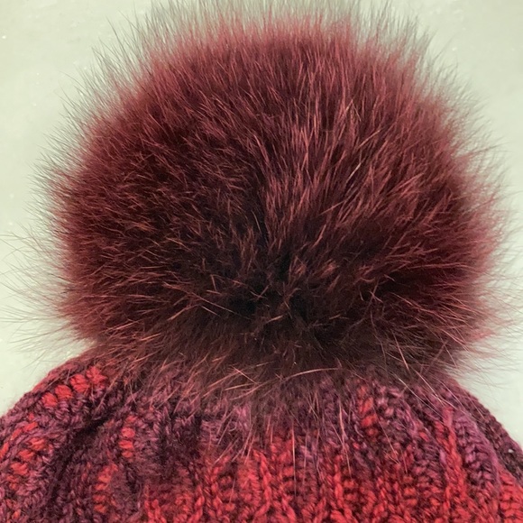 Handmade Cashmere & Fox Hat - Picture 2 of 2